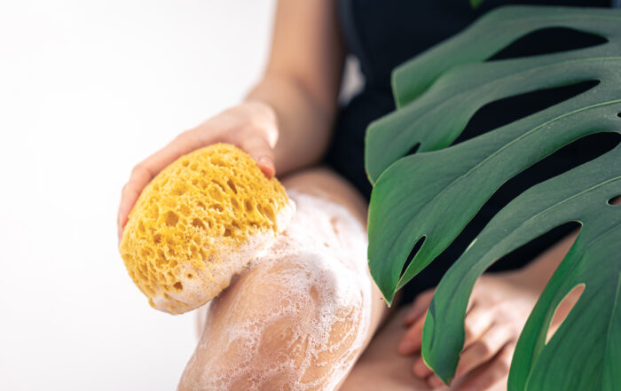 Lo scrub corpo per una pelle levigata